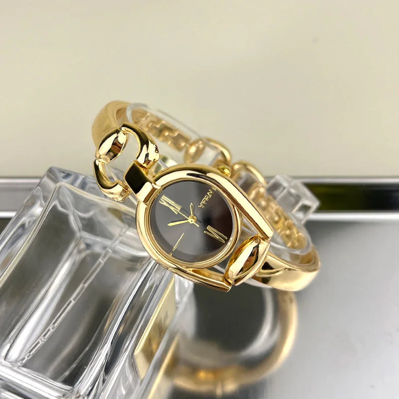 Retro Button Quartz Watch