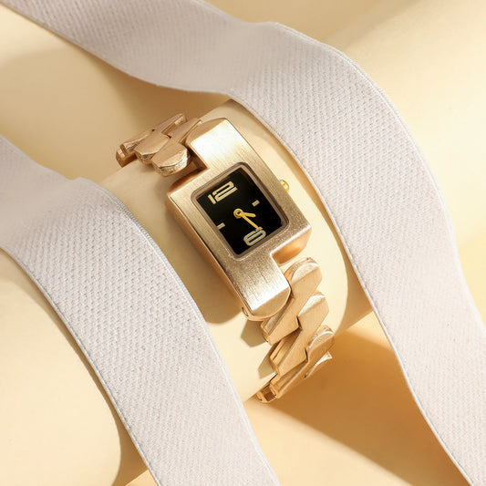 Vintage-Inspired Gold Bracelet Watch
