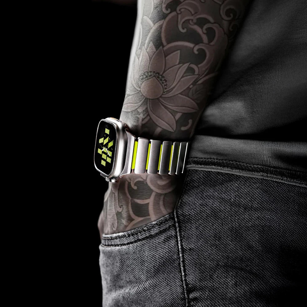 Titan Edge Magnetic Apple Watch Strap